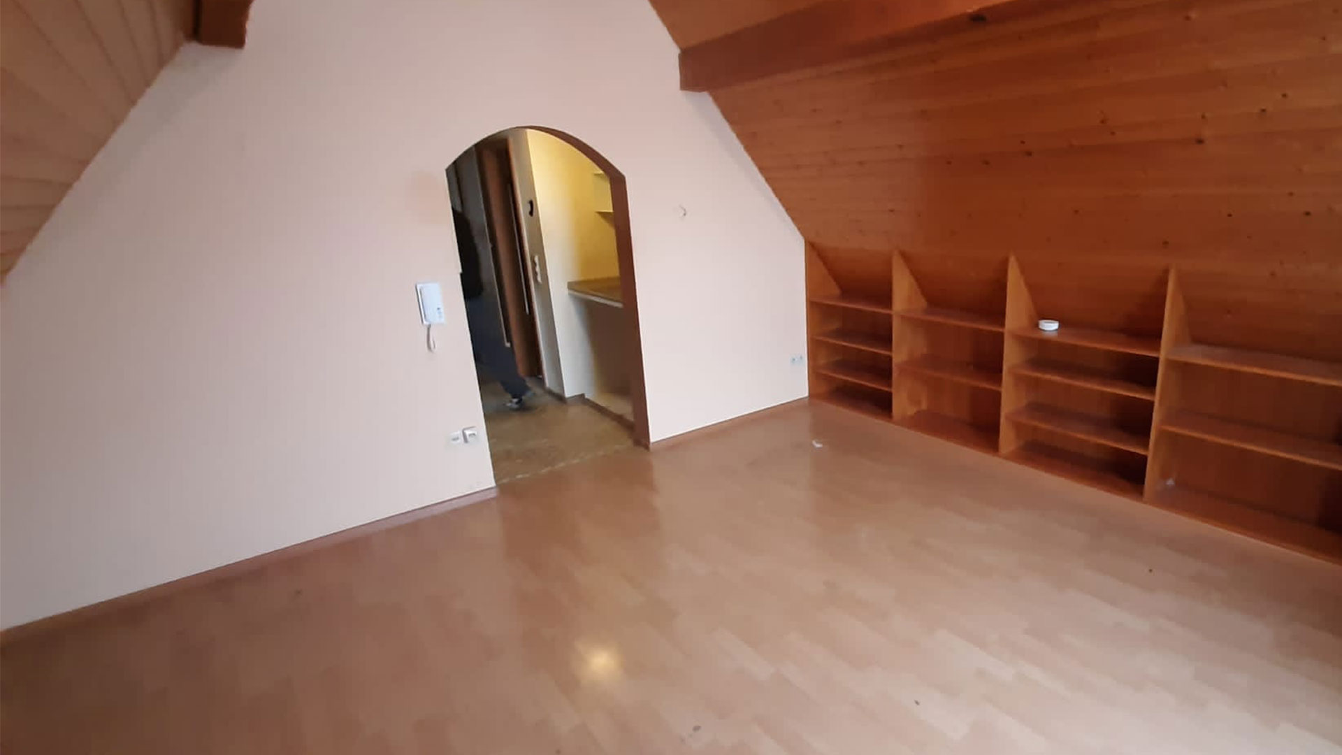 Wohnbereich vor der Renovierung